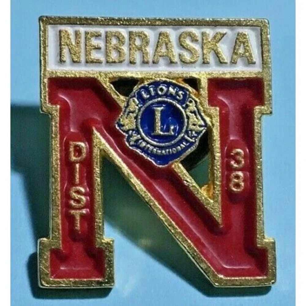 Nebraska Huskers, Dist 38 Lions Club Pin  Husker's 'N' Logo